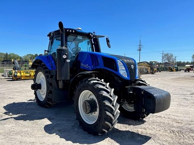 Image of New Holland T8.435 equipment image 2