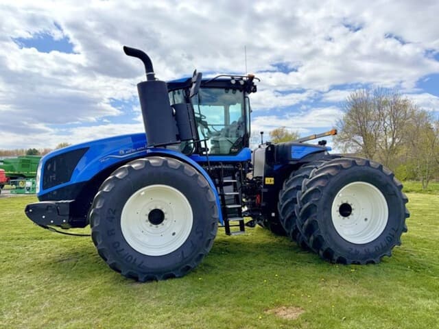 Image of New Holland T9.520 equipment image 2
