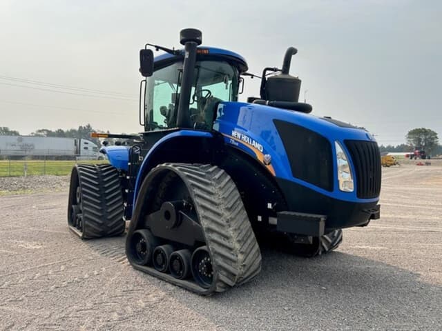 Image of New Holland T9.645 SmartTrax equipment image 2