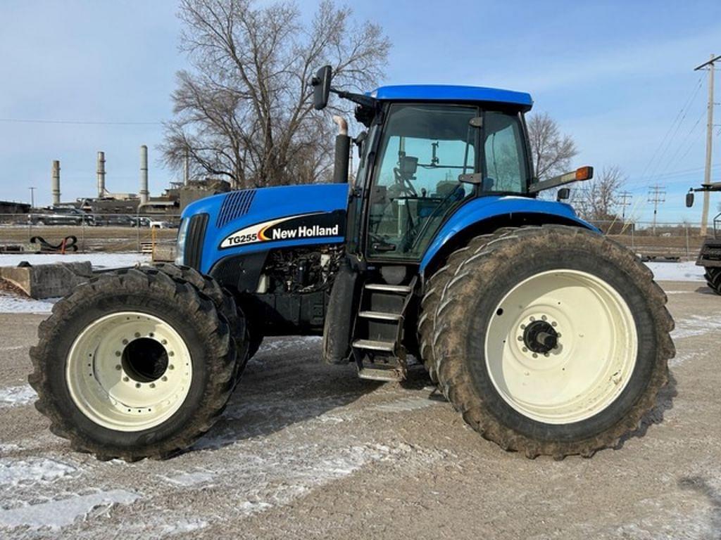 Image of New Holland TG255 Image 1