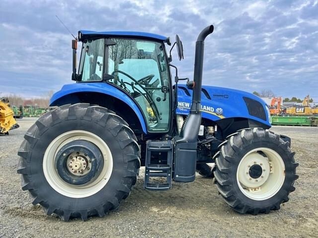 Image of New Holland TS6.120 equipment image 3