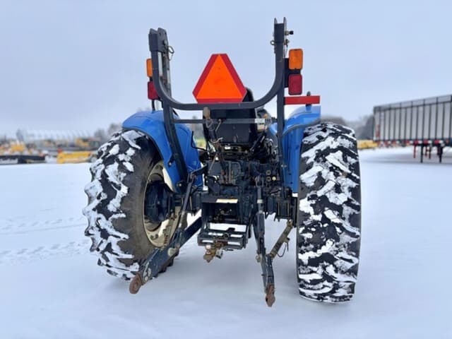 Image of New Holland TT60A equipment image 4