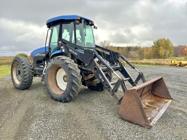 Image of New Holland TV145 equipment image 1