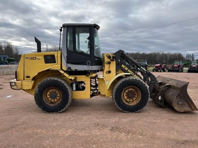 Image of New Holland W110 equipment image 3