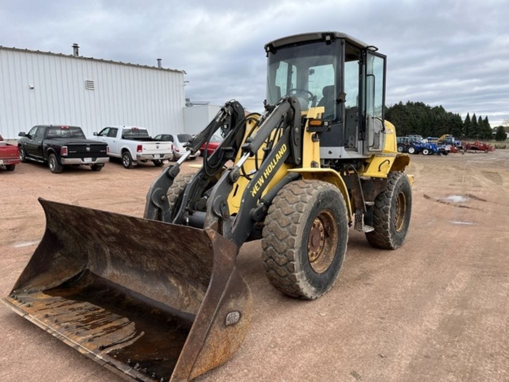 New Holland W110 Equipment Image0
