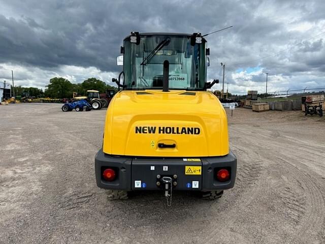 Image of New Holland W50C equipment image 4