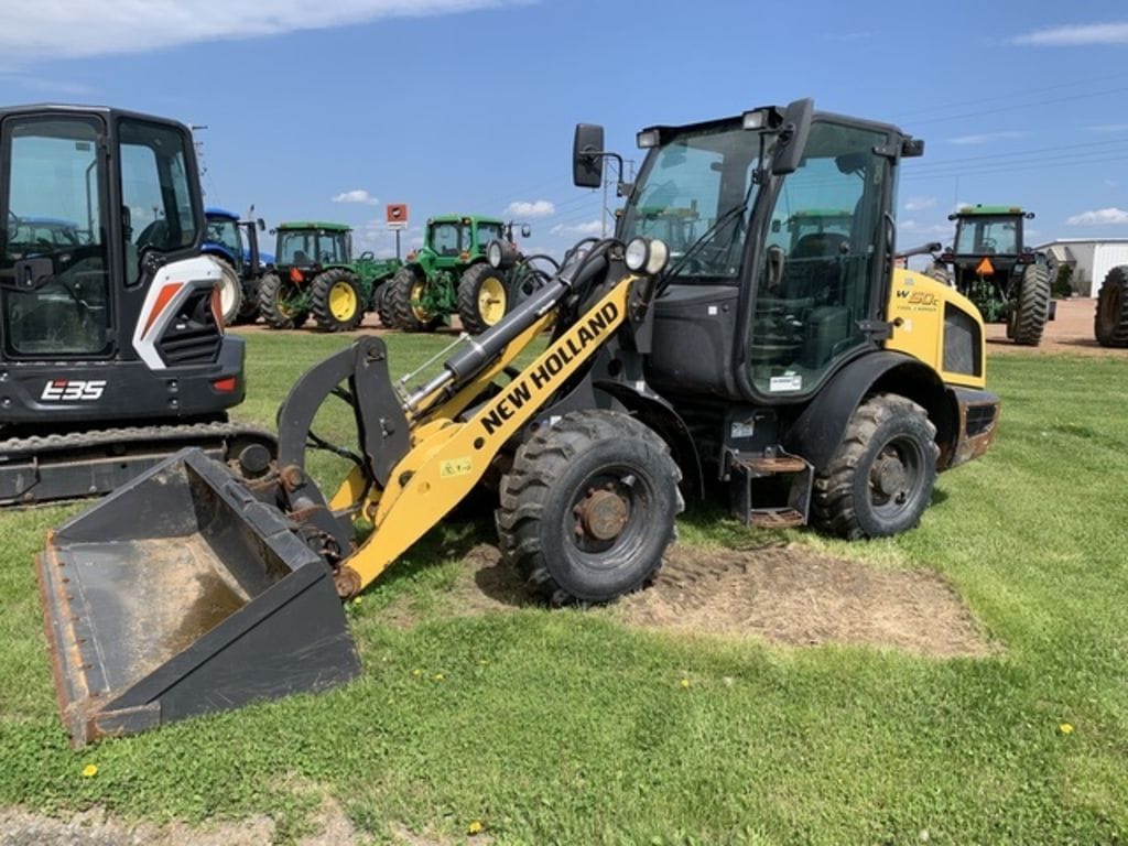 New Holland W50C Equipment Image0