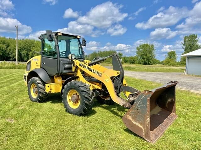 Image of New Holland W80C equipment image 1