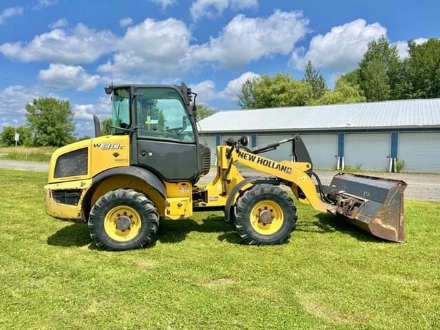 Image of New Holland W80C equipment image 3