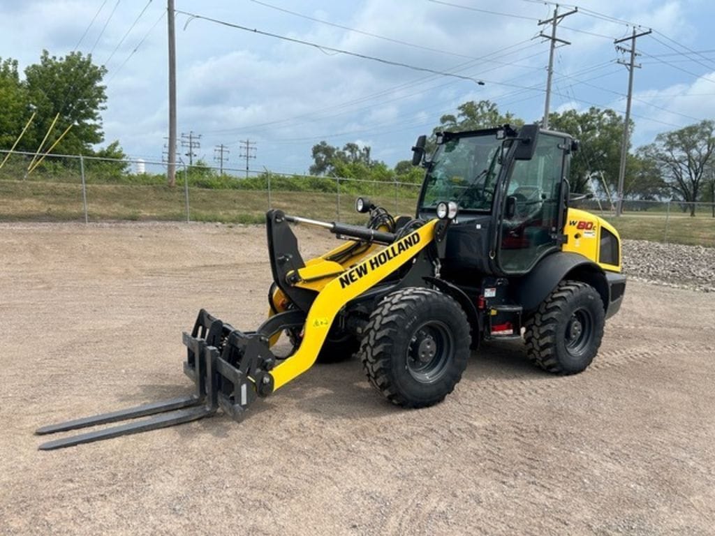2025 New Holland W80C Equipment Image0