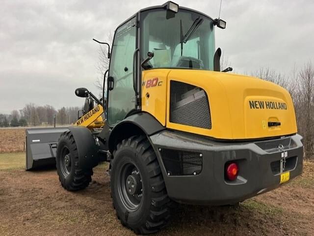 Image of New Holland W80C equipment image 2