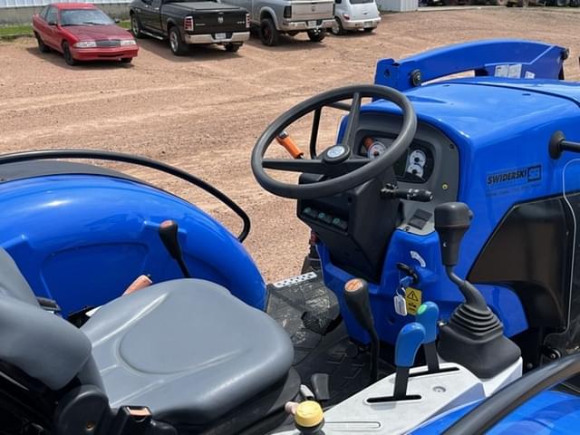 Image of New Holland Workmaster 105 equipment image 3