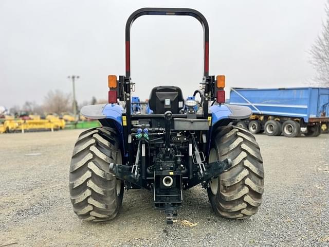 Image of New Holland Workmaster 120 equipment image 4