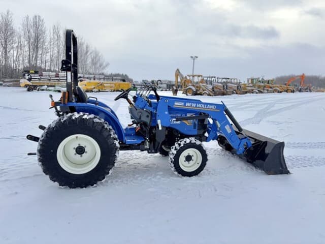 Image of New Holland Workmaster 25 equipment image 3
