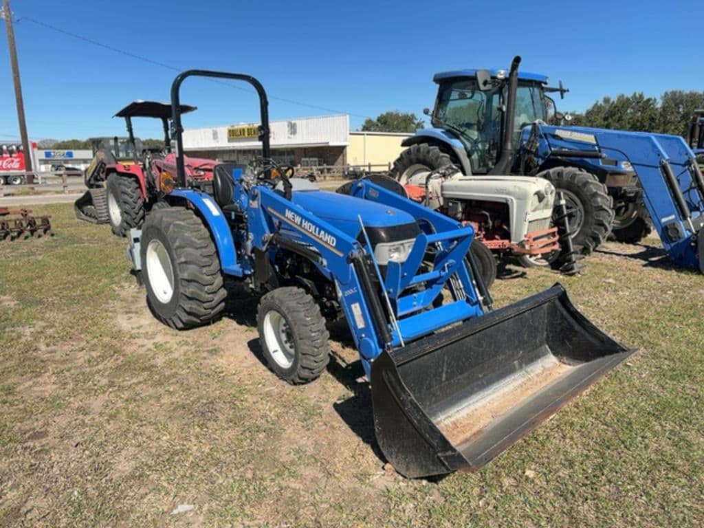 Image of New Holland Workmaster 25 Image 0