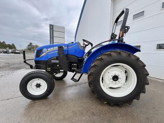 Image of New Holland Workmaster 50 equipment image 3