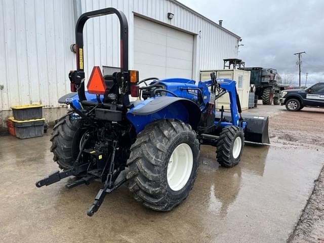 Image of New Holland Workmaster 95 equipment image 4