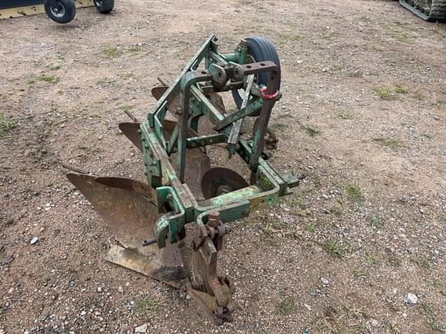 Image of Oliver Plow Master equipment image 1