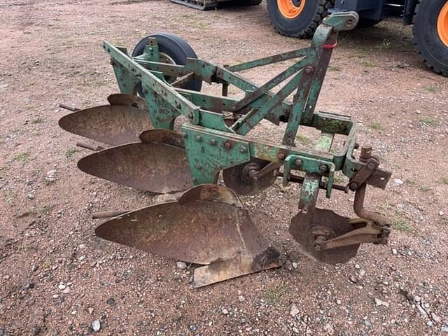 Image of Oliver Plow Master equipment image 2