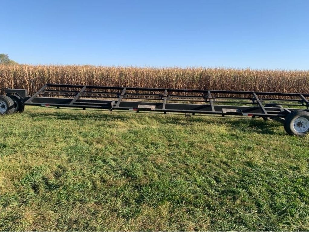 Undetermined Header Trailer Equipment Image0