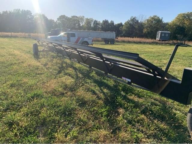 Image of Undetermined Header Trailer equipment image 2