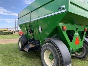 Main image Parker 605