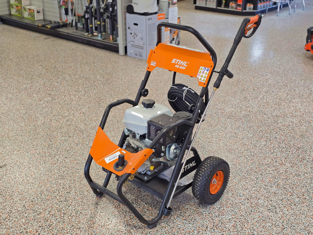 Stihl RB 800 Equipment Image0