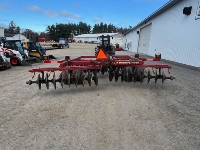 Image of Sunflower 1211 equipment image 3