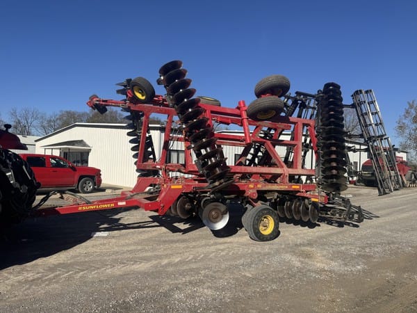 Sunflower 1435 Equipment Image0