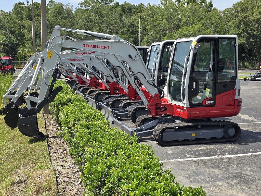 Image of Takeuchi TB240 Image 1