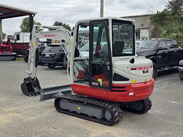 Image of Takeuchi TB240 equipment image 2