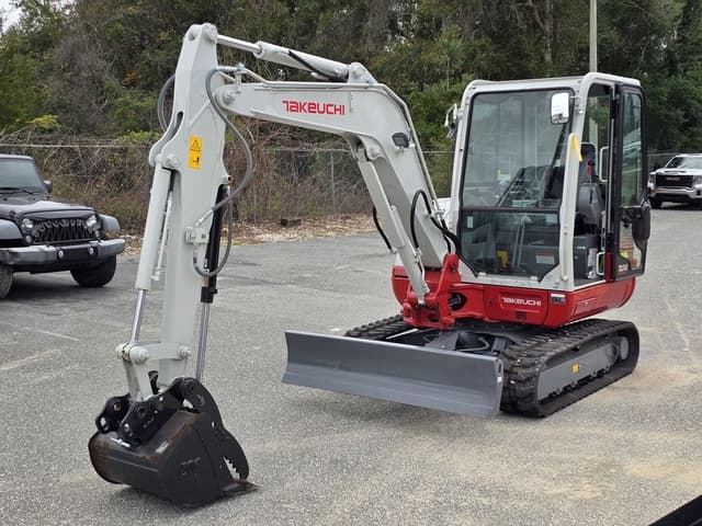 Image of Takeuchi TB240 equipment image 1