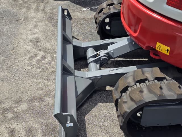 Image of Takeuchi TB350R equipment image 2