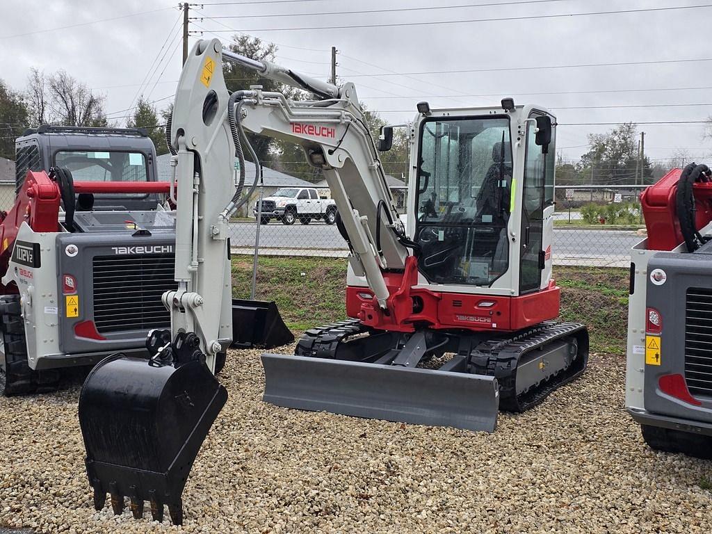 Image of Takeuchi TB350R Image 0