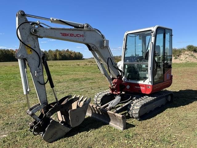 Image of Takeuchi TB240 equipment image 1