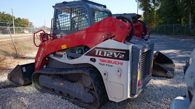 Image of Takeuchi TL12V2 equipment image 2