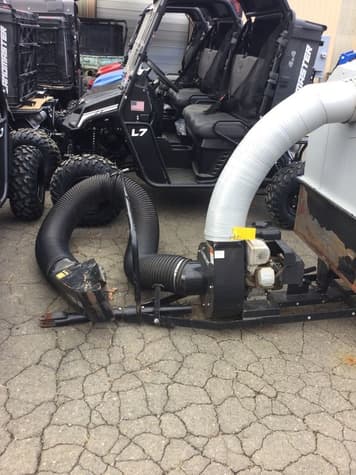 Main image Trac-Vac 880