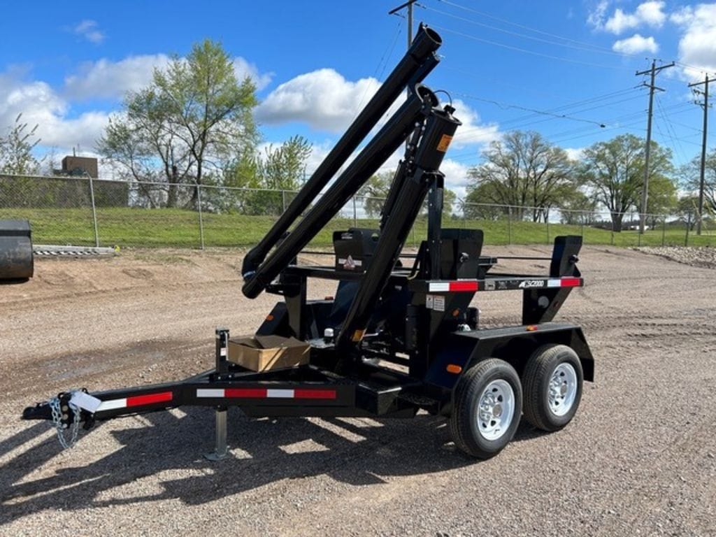 2024 Travis HSC2200 Equipment Image0