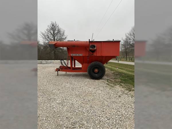 Main image United Farm Tools 500