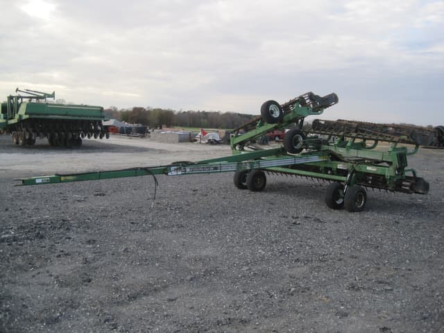 Image of Unverferth 220 equipment image 2