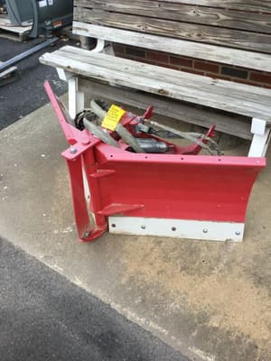 Ventrac KV 552 V-Blade Image