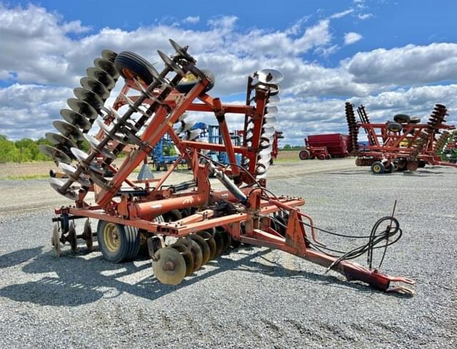 Image of White 271 equipment image 1