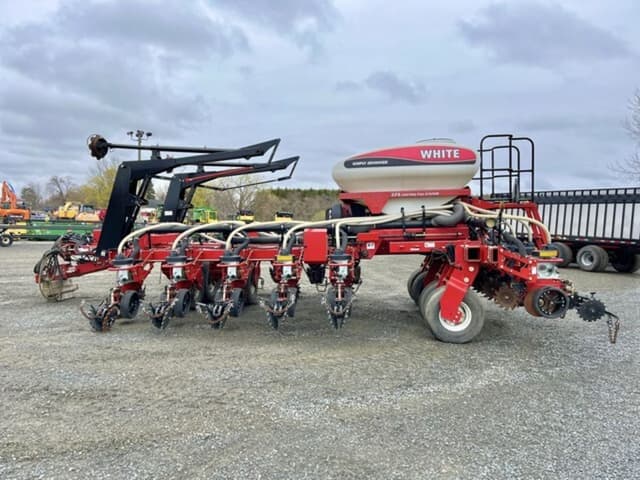 Image of White 8516 equipment image 3