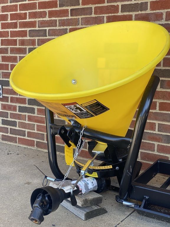 Worksaver Poly Spreader 100 Equipment Image0