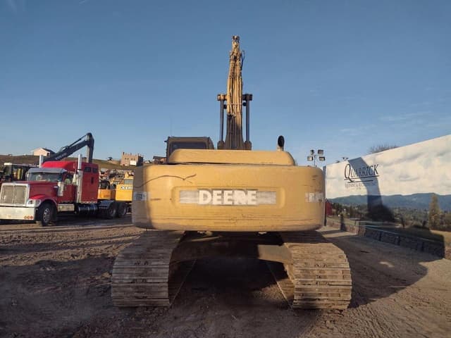 Image of John Deere 270CLC equipment image 3