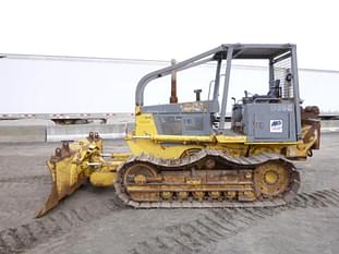 2000 Komatsu D39E Equipment Image0