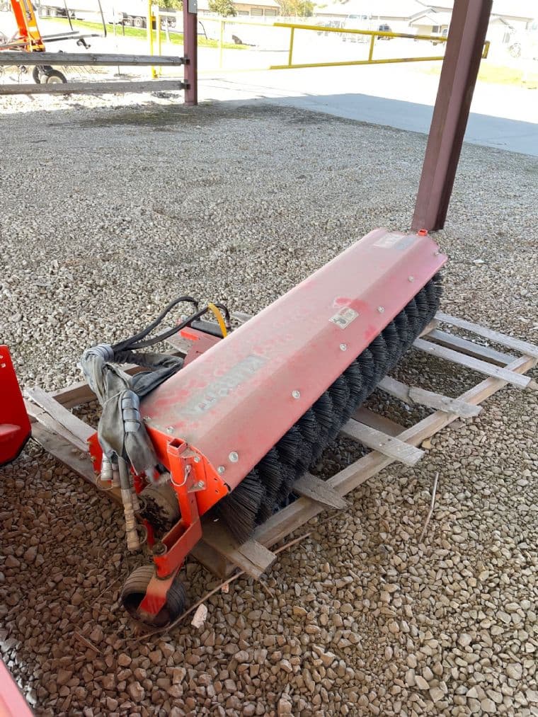 Image of Kubota V5260 Image 1