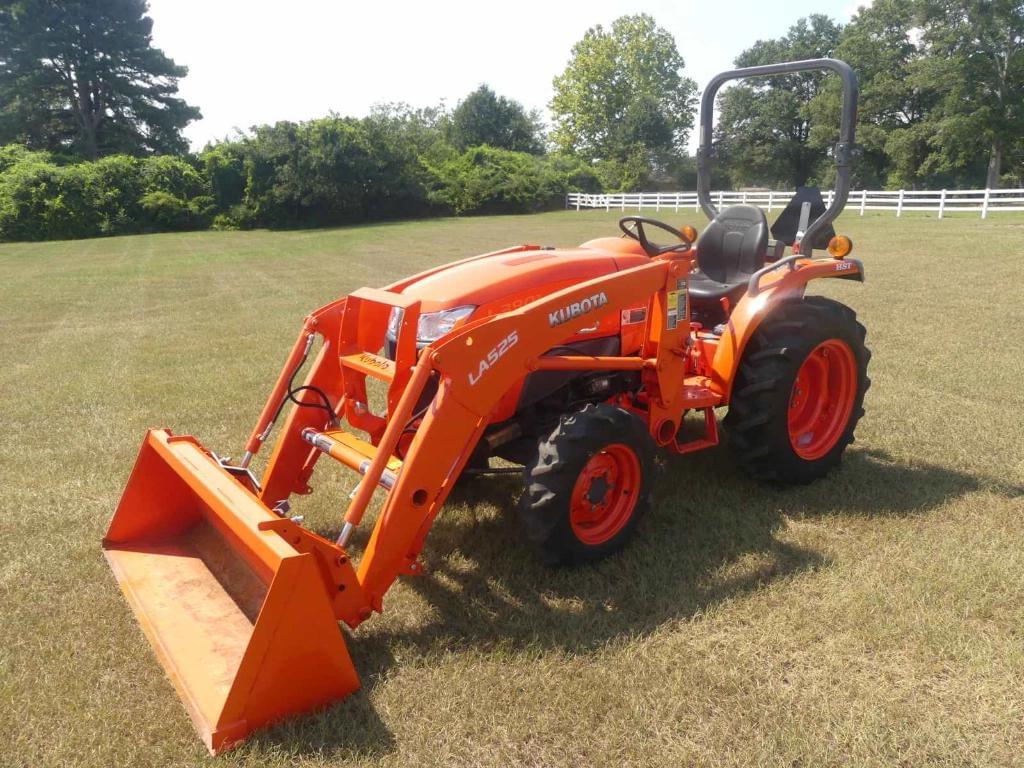 Image of Kubota L3901HST Primary image