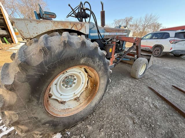 Image of Ford 5000 equipment image 3