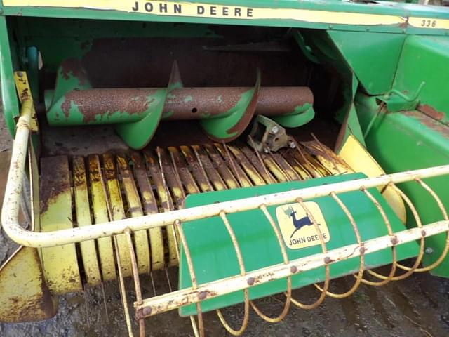 Image of John Deere 336 equipment image 1